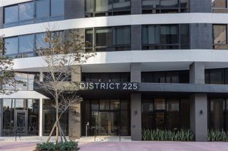 225 N Miami Ave 3412, Miami, FL 33128