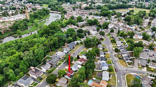 287 Crestwood Drive, Milltown, NJ 08850