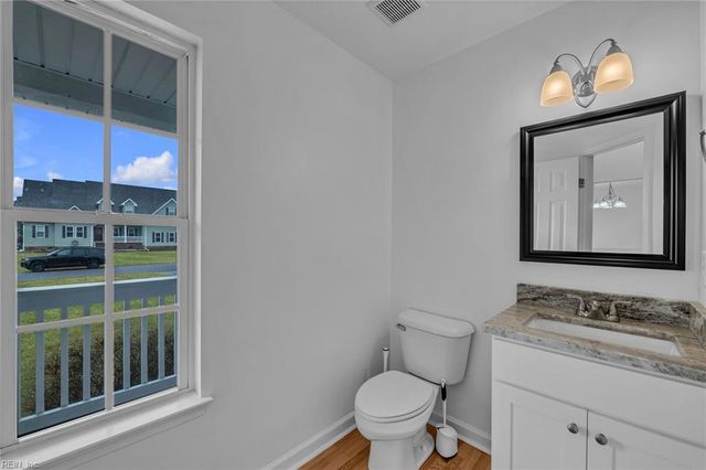 101 Chickadee ST, Moyock, NC 27958