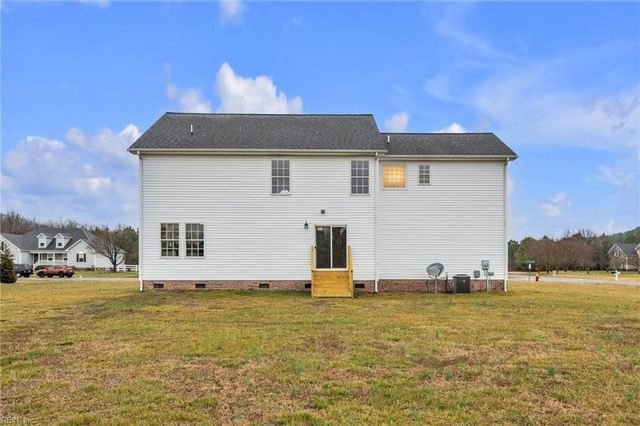 101 Chickadee ST, Moyock, NC 27958