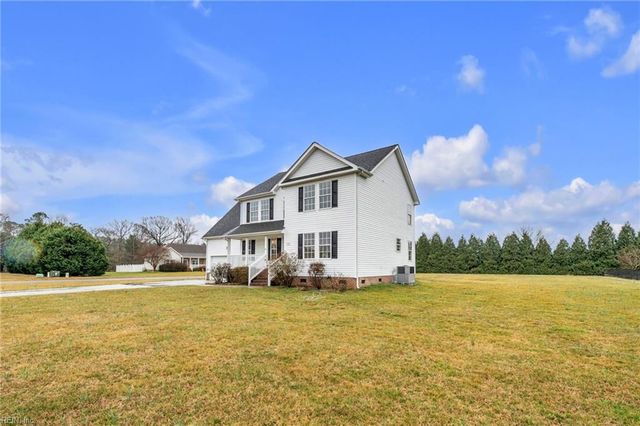 101 Chickadee ST, Moyock, NC 27958