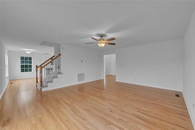 101 Chickadee ST, Moyock, NC 27958