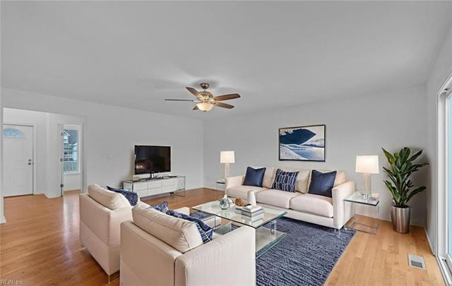 101 Chickadee ST, Moyock, NC 27958