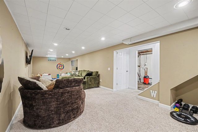 2223 Cumberland Street, Kalamazoo, MI 49006