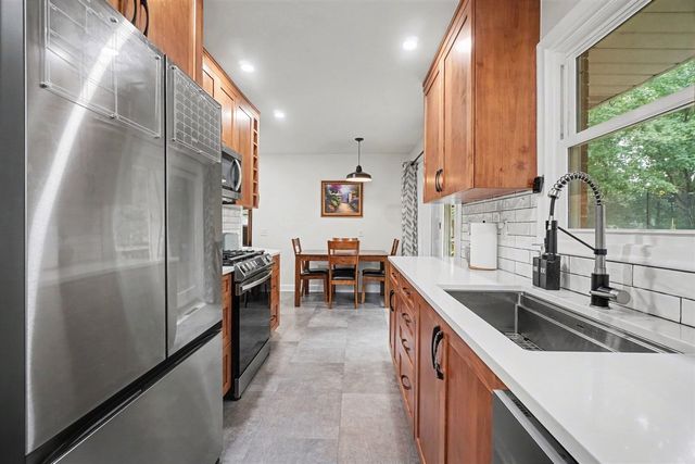 2223 Cumberland Street, Kalamazoo, MI 49006