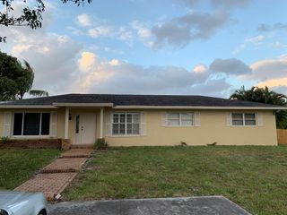 7086 Lawrence Road, Boynton Beach, FL 33436
