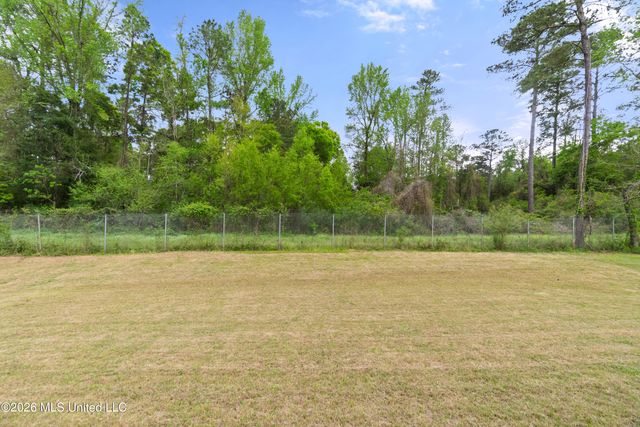 13 Vermont Drive, Petal, MS 39465