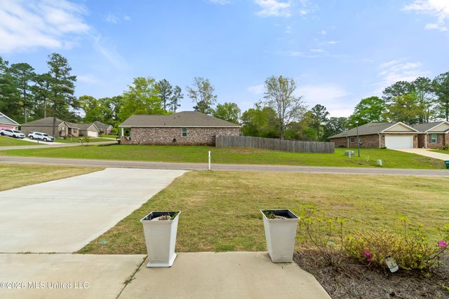 13 Vermont Drive, Petal, MS 39465