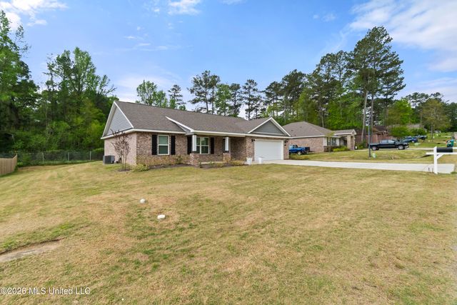 13 Vermont Drive, Petal, MS 39465