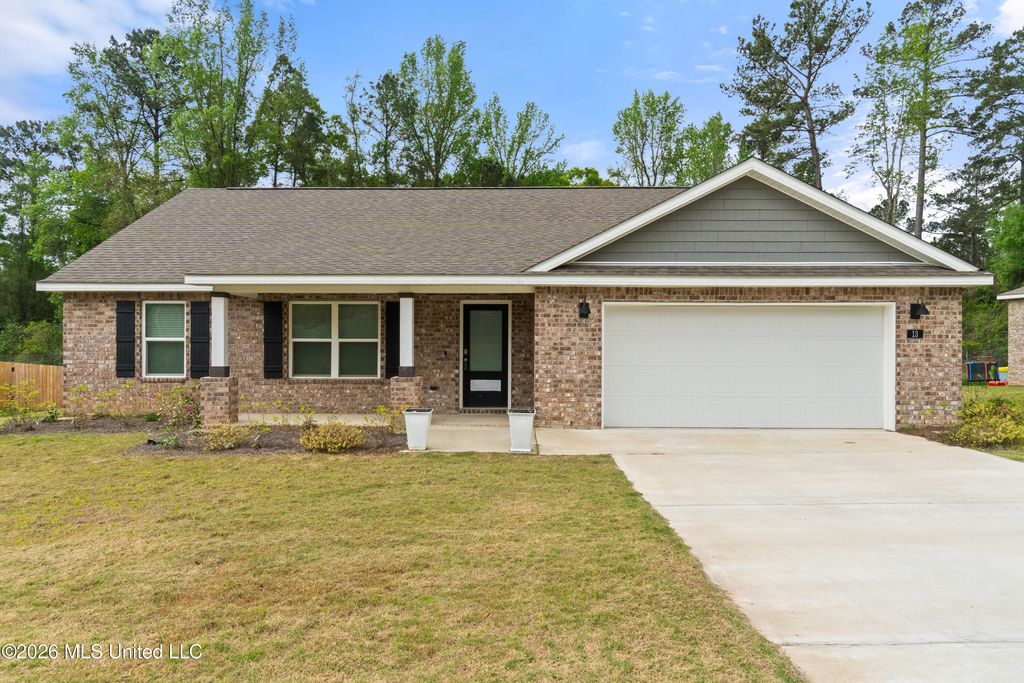 13 Vermont Drive, Petal, MS 39465
