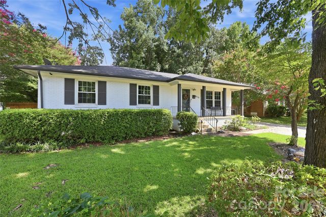 4116 Tipperary Place, Charlotte, NC 28215
