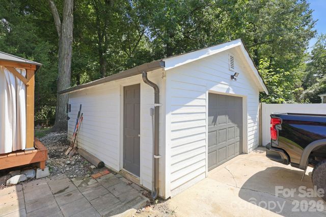 4116 Tipperary Place, Charlotte, NC 28215