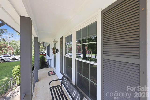4116 Tipperary Place, Charlotte, NC 28215