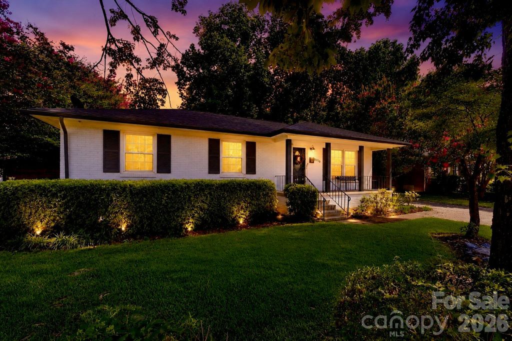 4116 Tipperary Place, Charlotte, NC 28215