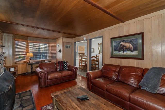 435 Arroyo, Big Bear Lake, CA 92315