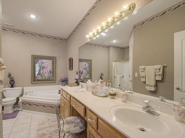 17221 E 44th Terrace Court S, Independence, MO 64055