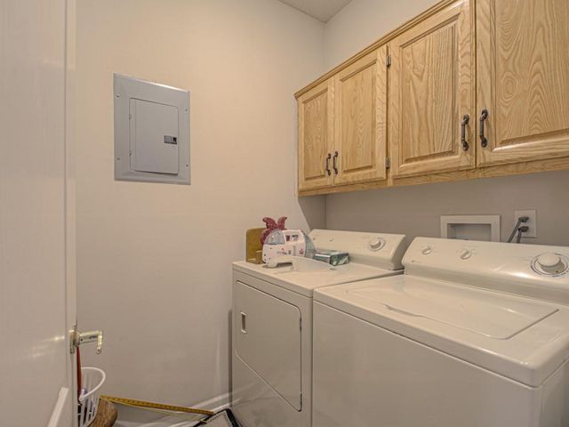 17221 E 44th Terrace Court S, Independence, MO 64055