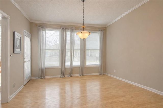 17221 E 44th Terrace Court S, Independence, MO 64055