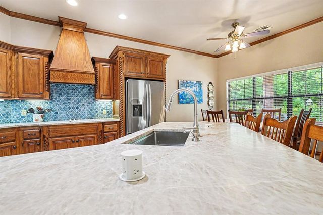 1401 Townsend Glen, Blanchard, OK 73010