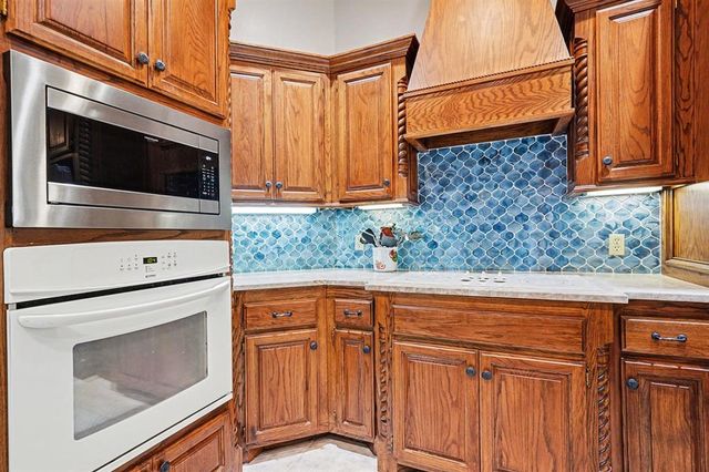 1401 Townsend Glen, Blanchard, OK 73010