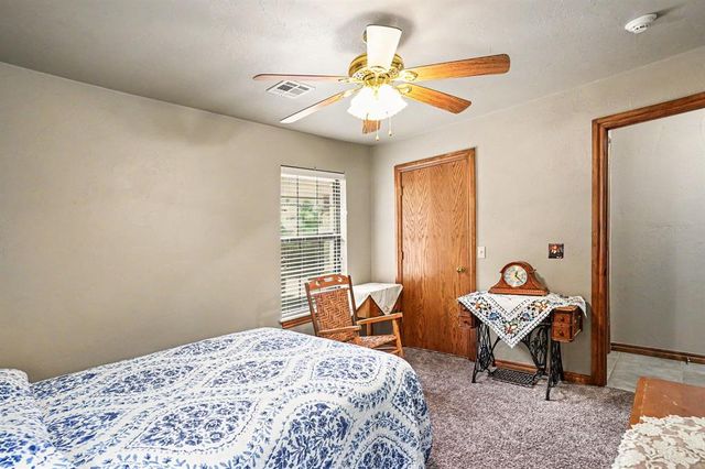 1401 Townsend Glen, Blanchard, OK 73010