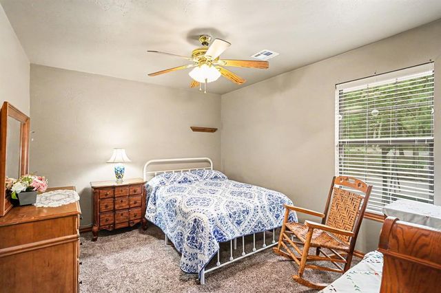 1401 Townsend Glen, Blanchard, OK 73010