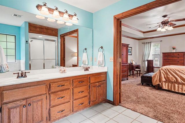 1401 Townsend Glen, Blanchard, OK 73010