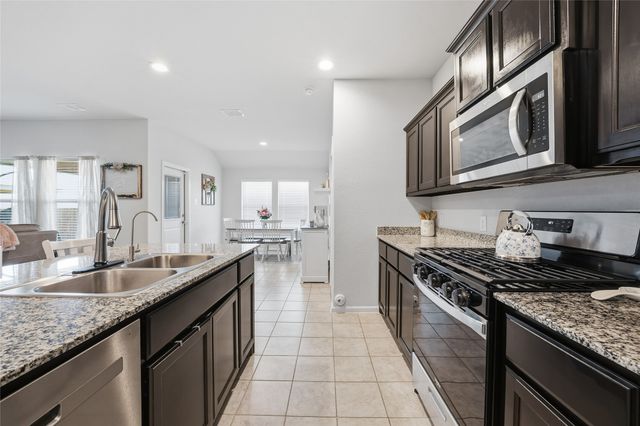 5905 Silverjack Trail, Denton, TX 76226