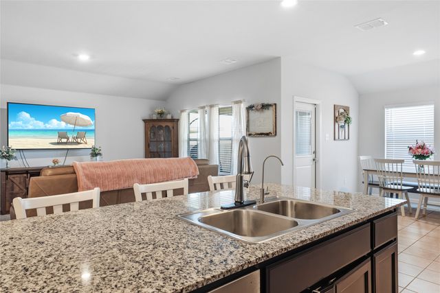 5905 Silverjack Trail, Denton, TX 76226
