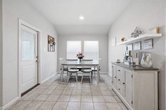 5905 Silverjack Trail, Denton, TX 76226