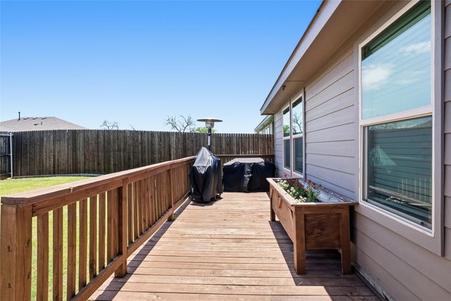 5905 Silverjack Trail, Denton, TX 76226