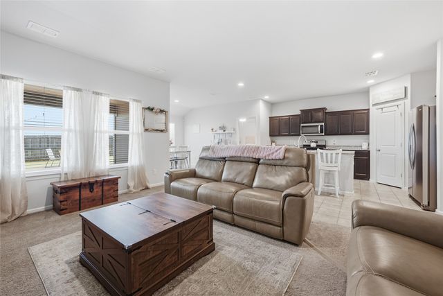 5905 Silverjack Trail, Denton, TX 76226