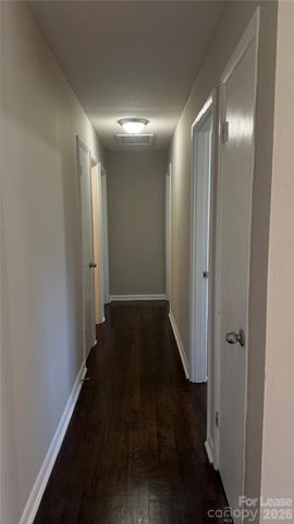 2701 Abelwood Road, Charlotte, NC 28216