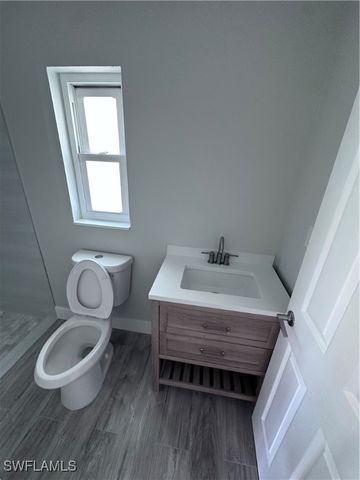 217 SE 40th ST, Cape Coral, FL 33904