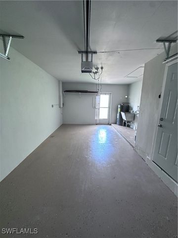 217 SE 40th ST, Cape Coral, FL 33904