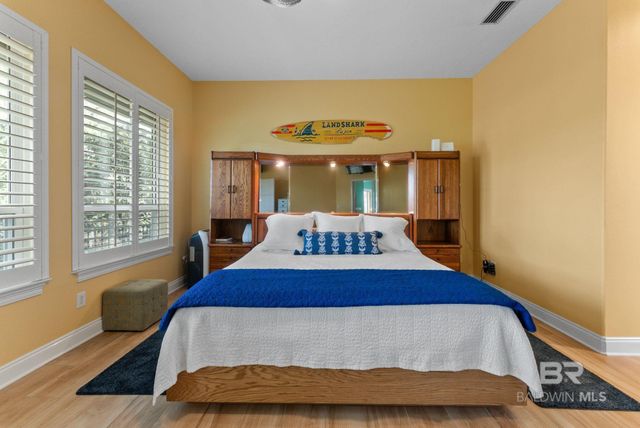 105 Lagoon Drive, Gulf Shores, AL 36542