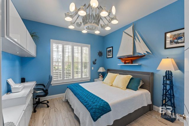 105 Lagoon Drive, Gulf Shores, AL 36542