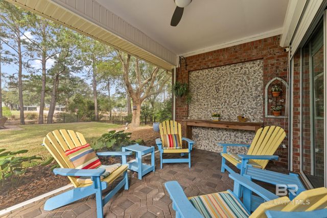 105 Lagoon Drive, Gulf Shores, AL 36542