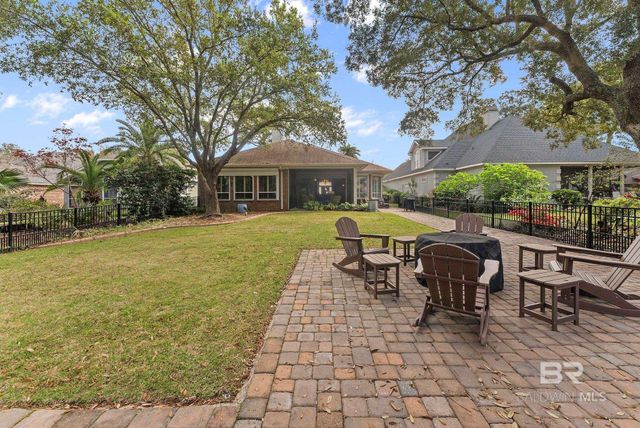 105 Lagoon Drive, Gulf Shores, AL 36542