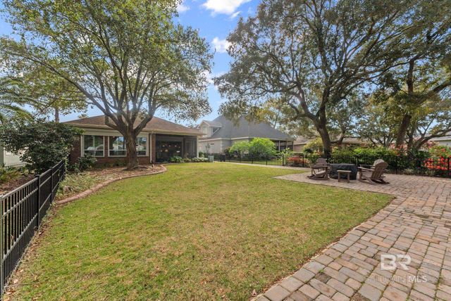 105 Lagoon Drive, Gulf Shores, AL 36542