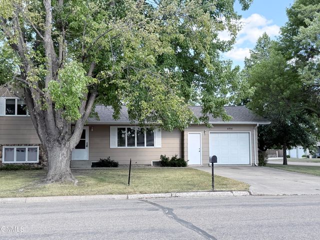 494 Joal Drive, Carrington, ND 58421 property photo