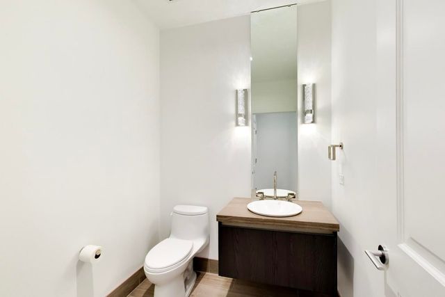 363 E Wacker Drive 1908, Chicago, IL 60601