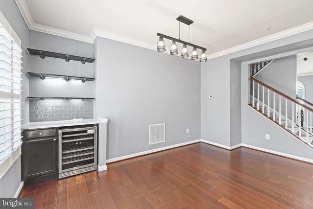 7965 TRAILVIEW XING, Glen Burnie, MD 21060