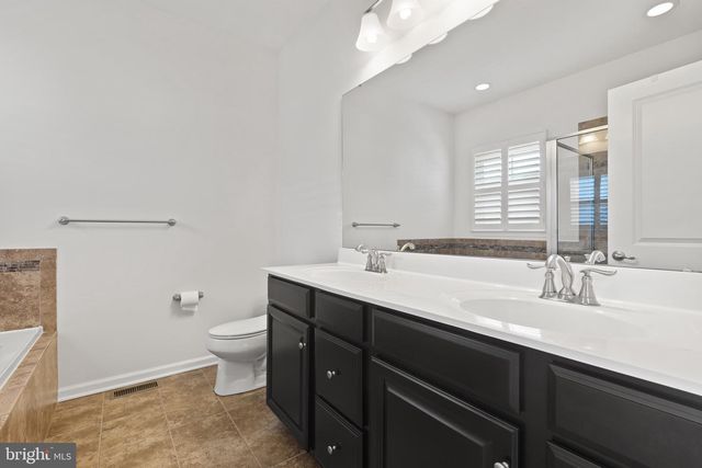 7965 TRAILVIEW XING, Glen Burnie, MD 21060