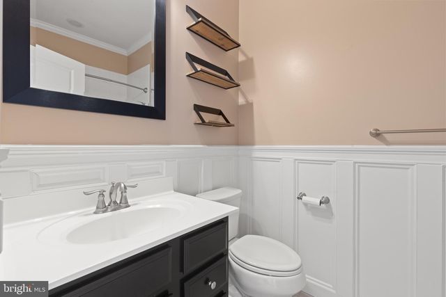 7965 TRAILVIEW XING, Glen Burnie, MD 21060