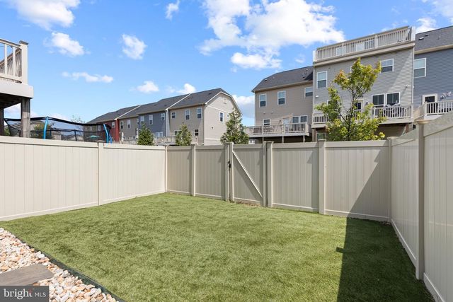 7965 TRAILVIEW XING, Glen Burnie, MD 21060