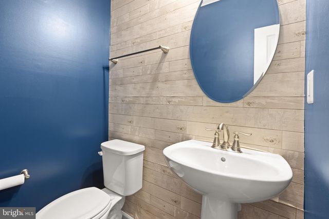 7965 TRAILVIEW XING, Glen Burnie, MD 21060