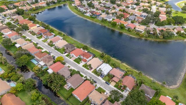 1601 SW 106th Ter, Davie, FL 33324