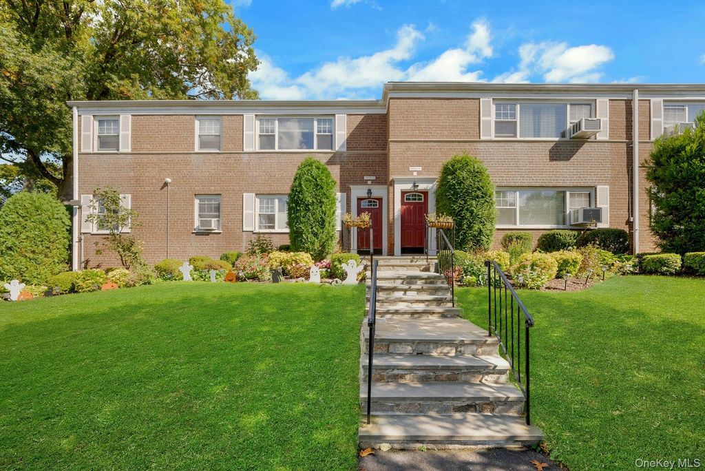 11 Westview Avenue 1-1, White Plains, NY 10603 — photo 2