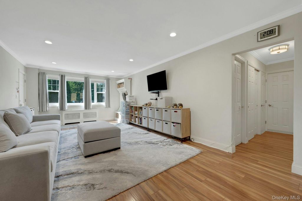 11 Westview Avenue 1-1, White Plains, NY 10603 — photo 4